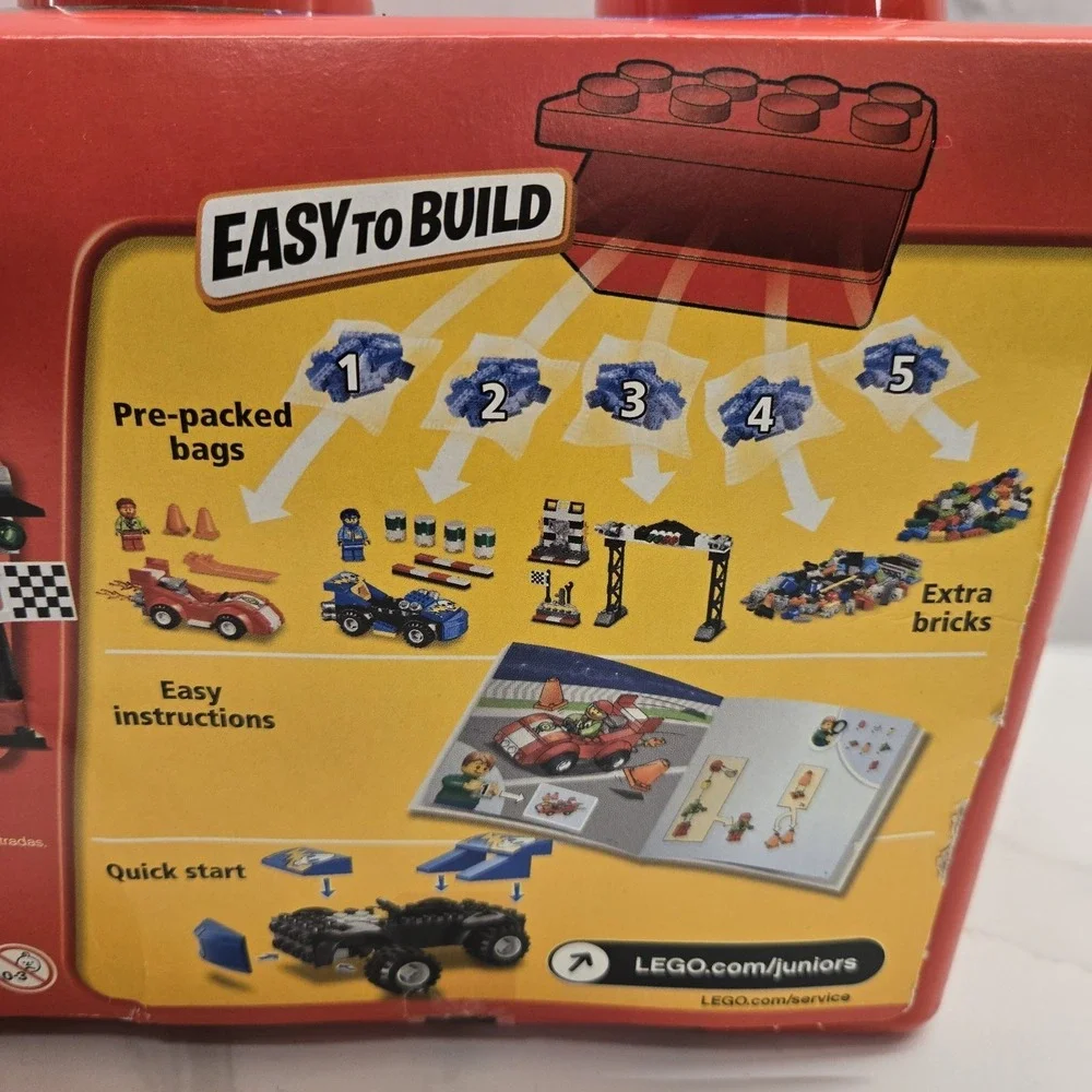 LEGO Juniors‎ 10673 Race Car Rally 350 Pieces